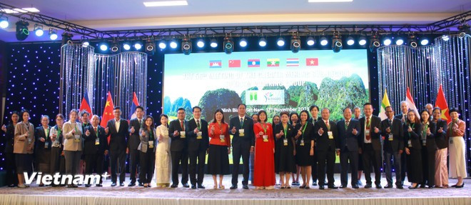 Delegados de Vietnam, Tailandia, Myanmar, Laos, China y Camboya en la reunión matutina del 17 de noviembre. (Fuente: VietnamPlus)