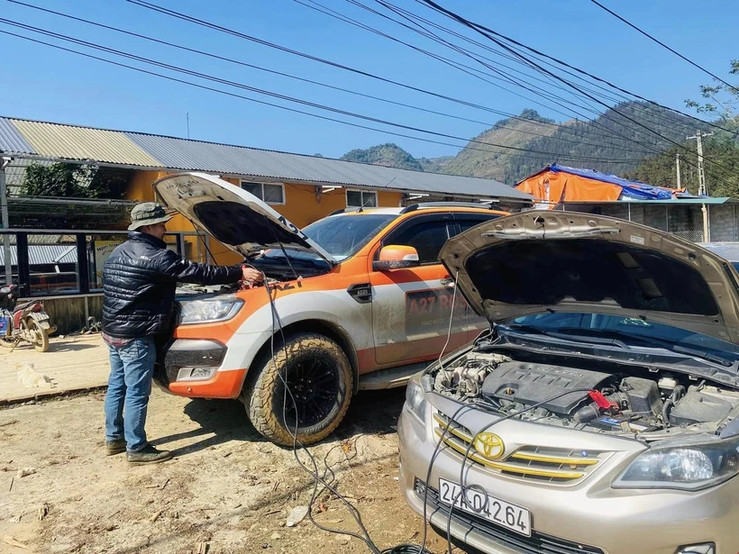 Durante una década, Tran Anh Diep ha brindado asistencia gratuita a miles de conductores de automóviles. (Fuente: Anh Diep)