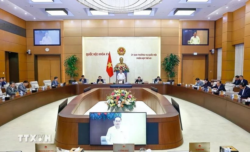 El Comité Permanente de la Asamblea Nacional de Vietnam inicia hoy su 43 reunión, bajo la presidencia del titular del Legislativo, Tran Thanh Man. (Fuente: VNA)