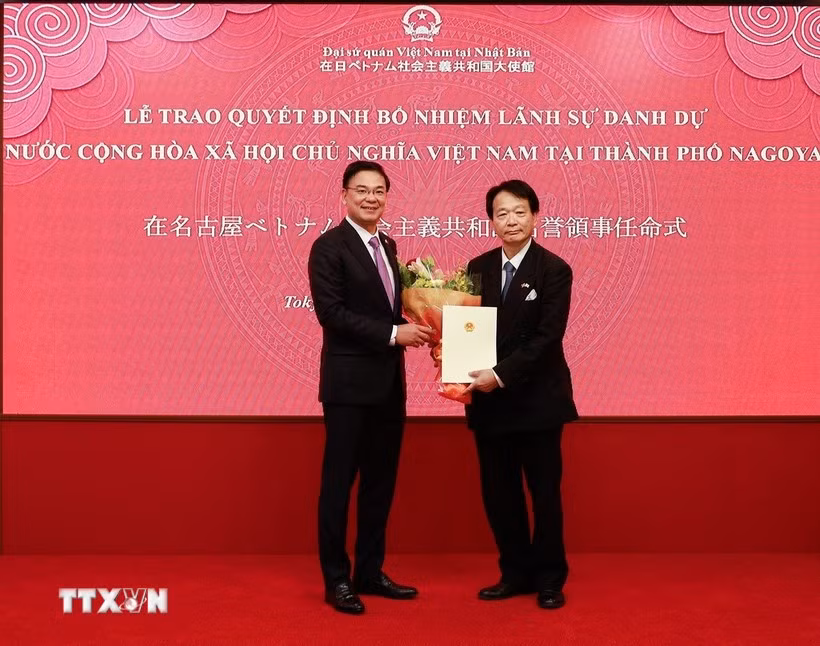 El profesor japonés Natsume Nagato ha sido reelegido como cónsul honorario de Vietnam en la ciudad de Nagoya. (Fuente: VNA)