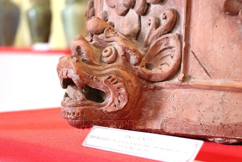 Una obra de la cerámica antigua de Quang Duc. (Fuente: VNA)