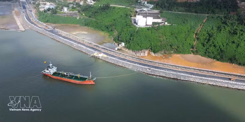 El puerto de Lien Chieu amplía potencial de economía marítima de ciudad de Da Nang. (Fuente: VNA)