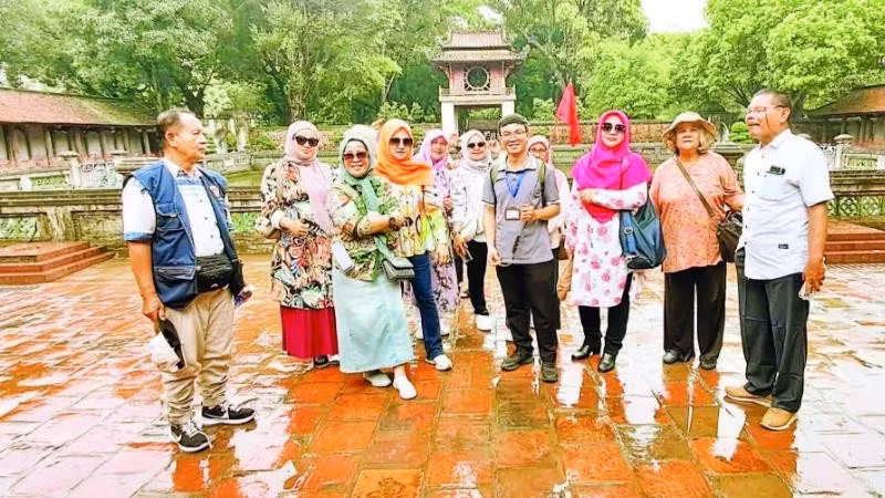 Turistas musulmanes visitan Hanoi. (Fuente: nhandan.vn)