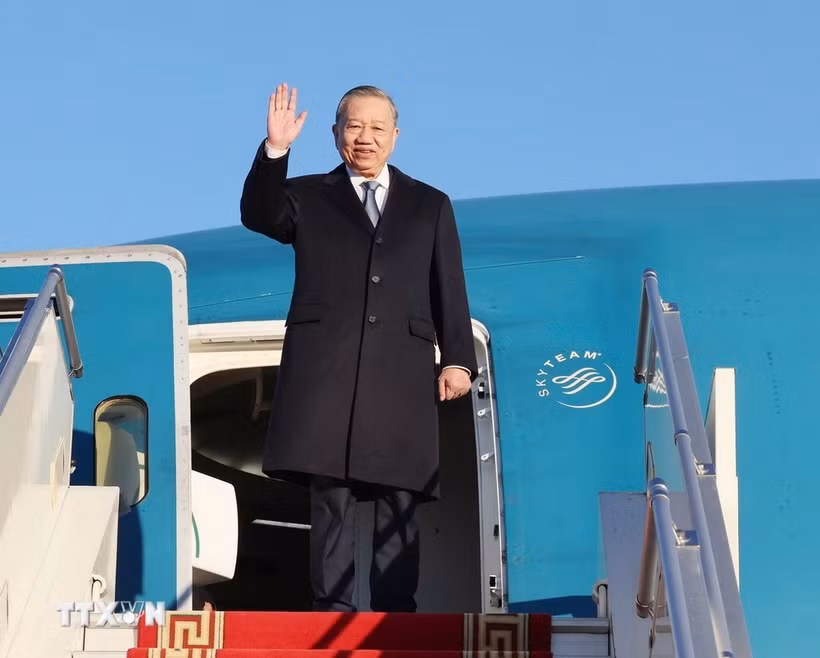 El secretario general del Partido Comunista de Vietnam y presidente del país, To Lam, parte de la capital de Ulán Bator. (Fuente: VNA)