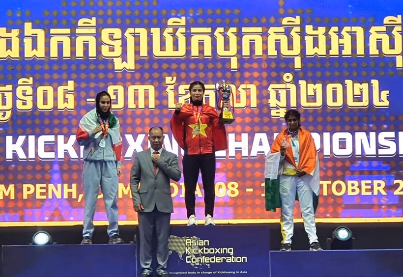 La luchadora Hong Tham brinda la undécima medalla de oro a Vietnam. (Fuente: thethaovietnamplus.vn)