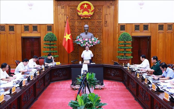 El primer ministro de Vietnam, Pham Minh Chinh, preside la cita. (Foto: VNA)
