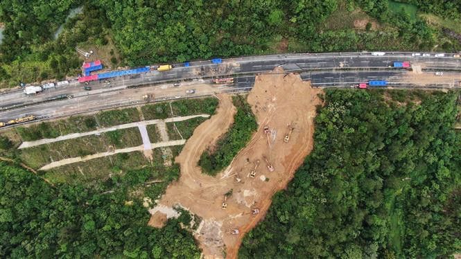 Escena del accidente en la ciudad de Meizhou, de la provincia de Guangdong (Fuente: Xinhua/VNA)