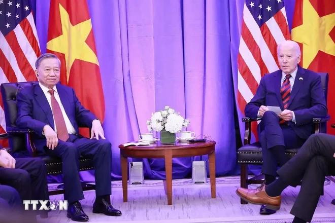 El secretario general del Partido Comunista de Vietnam y presidente del país, To Lam, se reúne con el presidente estadounidense Joe Biden. (Foto: VNA) mh-3-2916.jpg.webp