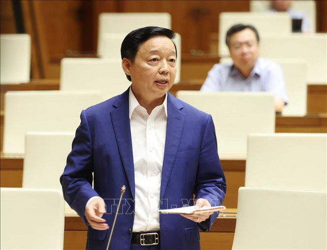 El vicepremier ministro, Tran Hong Ha, interviene en la reunión (Fuente: VNA) linh-vuc-nganh-cong-thuong-562024.jpg