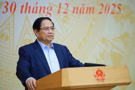 El primer ministro de Vietnam, Pham Minh Chinh, presidió hoy la conferencia de balance preliminar de la Campaña Quang Trung. (Foto: VNA)