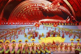 El programa artístico celebra el éxito del XIV Congreso. Foto: (VNA)