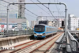 Tren que circula por la línea de metro Ben Thanh-Suoi Tien. (Foto: VNA)