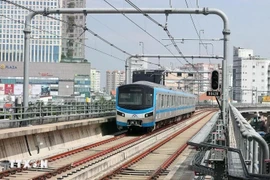 Tren que circula por la línea de metro Ben Thanh-Suoi Tien. (Foto: VNA)