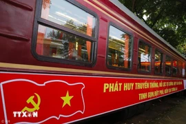 Hanoi lanza servicios de transporte especiales para conmemorar fechas históricas