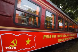 Hanoi lanza servicios de transporte especiales para conmemorar fechas históricas