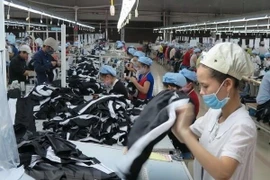 Una fábrica de textiles y prendas de vestir para la exportación. (Foto ilustrativa: VNA)