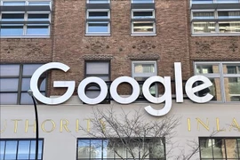 El logotipo de Google en una oficina en Nueva York, Estados Unidos. Foto: Kyodo/VNA