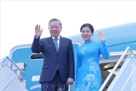 El secretario general del Comité Central del Partido Comunista de Vietnam, To Lam, su esposa concluyen su visita a Bielorrusia. (Foto: VNA)