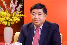 El viceprimer ministro Nguyen Chi Dung en una entrevista concedida a la Agencia Vietnamita de Noticias. (Foto: VNA)