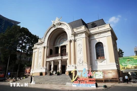 El Teatro de la Ciudad, con su clásica arquitectura francesa, está considerado uno de los teatros más grandes y bellos del Sudeste Asiático. (Foto: VNA)