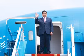 Primer ministro de Vietnam parte de Hanoi rumbo a Rusia para una visita oficial