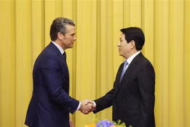 El presidente de Vietnam, Luong Cuong, recibe al secretario de Guerra de Estados Unidos, Pete Hegseth. (Foto: VNA)