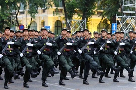 Fuerza Especial de Policía en el ensayo. Foto: Pham Kien - VNA