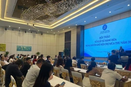 Seminario sobre origen de mercancías, celebrado en el marco de la primera Feria de Otoño de 2025. (Foto: vtcnews.vn)