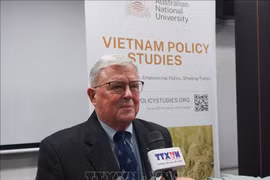 El profesor emérito Carl Thayer de la Universidad de Nueva Gales del Sur (Australia). Foto: VNA