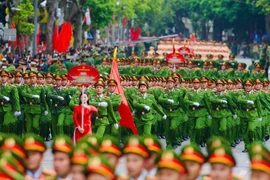 El primer ministro Pham Minh Chinh exige reforzar seguridad y orden público durante celebraciones del Día Nacional. (Foto: VNA)