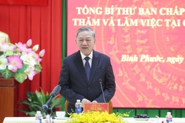 El secretario general del Partido Comunista de Vietnam, To Lam, en la reunión con la Policía de Binh Phuoc. (Fuente: VNA)