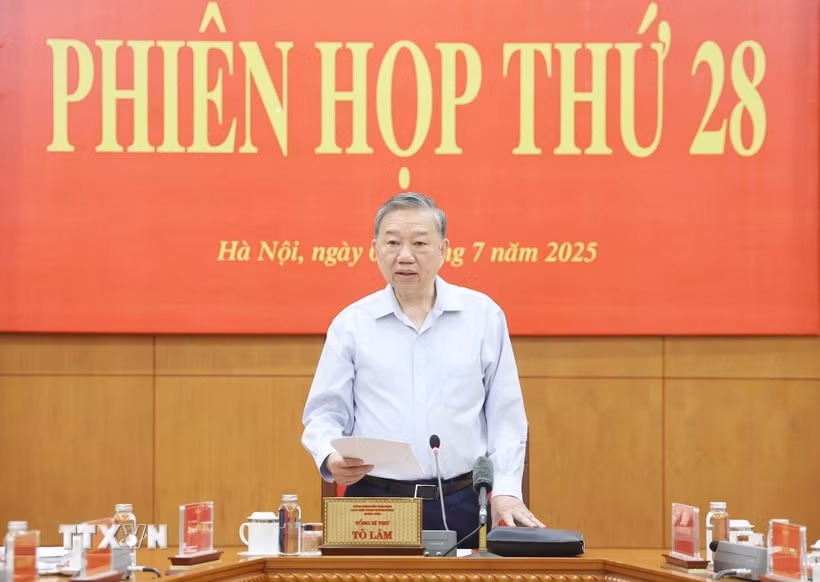 El secretario general del Partido Comunista de Vietnam, To Lam, habla en la reunión. (Fuente: VNA)