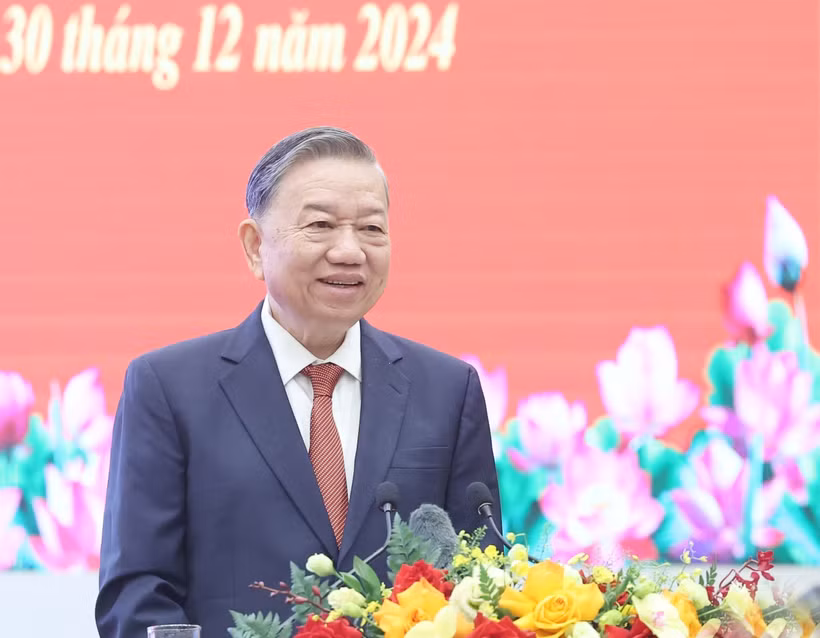 El secretario general del Partido Comunista de Vietnam, To Lam, habla en el evento. (Fuente: VNA)