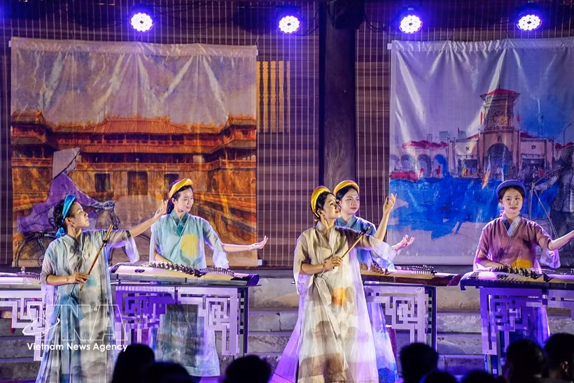 Un espacio para la interpretación de música tradicional vietnamita en el Templo de la Literatura. (Foto: VNA)