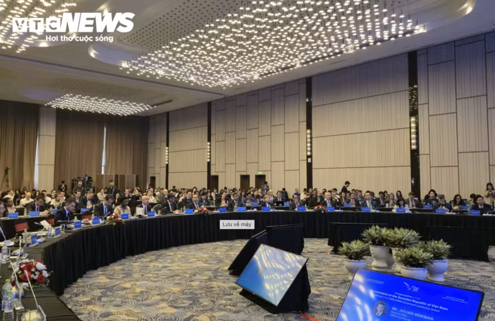Vietnam apuesta por transformación nacional integral basada en IA