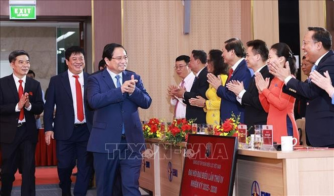 El premier Pham Minh Chinh participa en la cuarta asamblea de la militancia de EVN para el período 2025-2030. (Fuente: VNA) pham-minh-chinh-2.jpg