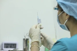 Vietnam inicia ensayo clínico de la vacuna ARCT-154 contra el COVID-19