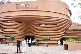 Museo único de cerámica de Bat Trang en Hanoi