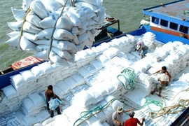 Superávit comercial de Vietnam alcanza dos mil 800 millones de dólares