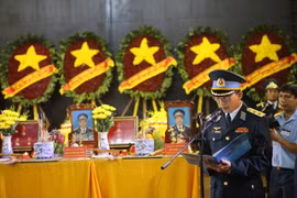 Honran a 10 mártires fallecidos en accidentes de avión militar
