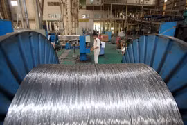 Ligero aumento de índice de producción industrial de Vietnam
