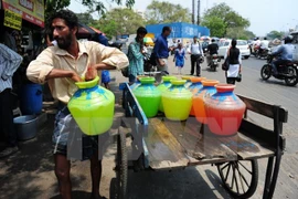 Camboya suministra agua potable a zonas afectadas por la sequía