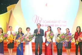 Elevan papel de empresarias vietnamitas en construcción nacional