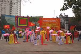 Revive lucha contra invasión extranjera de heroínas vietnamitas
