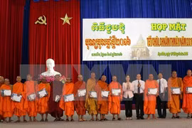Felicitan en Vietnam a los khmer en ocasión del Festival Chol Chnam Thmay