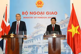 Reino Unido es socio importante de Vietnam, afirma vicepremier vietnamita
