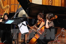Artistas de Asia y Europa se reúnen en el Festival de Música en Vietnam