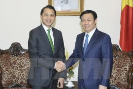 Vicepremier de Vietnam recibe a presidente de banco tailandés Kasikornbank