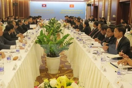 Vietnam y Laos revisan cooperación en gestión de la frontera común
