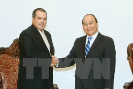 Premier de Vietnam aboga por una mayor cooperación entre VNA y Prensa Latina